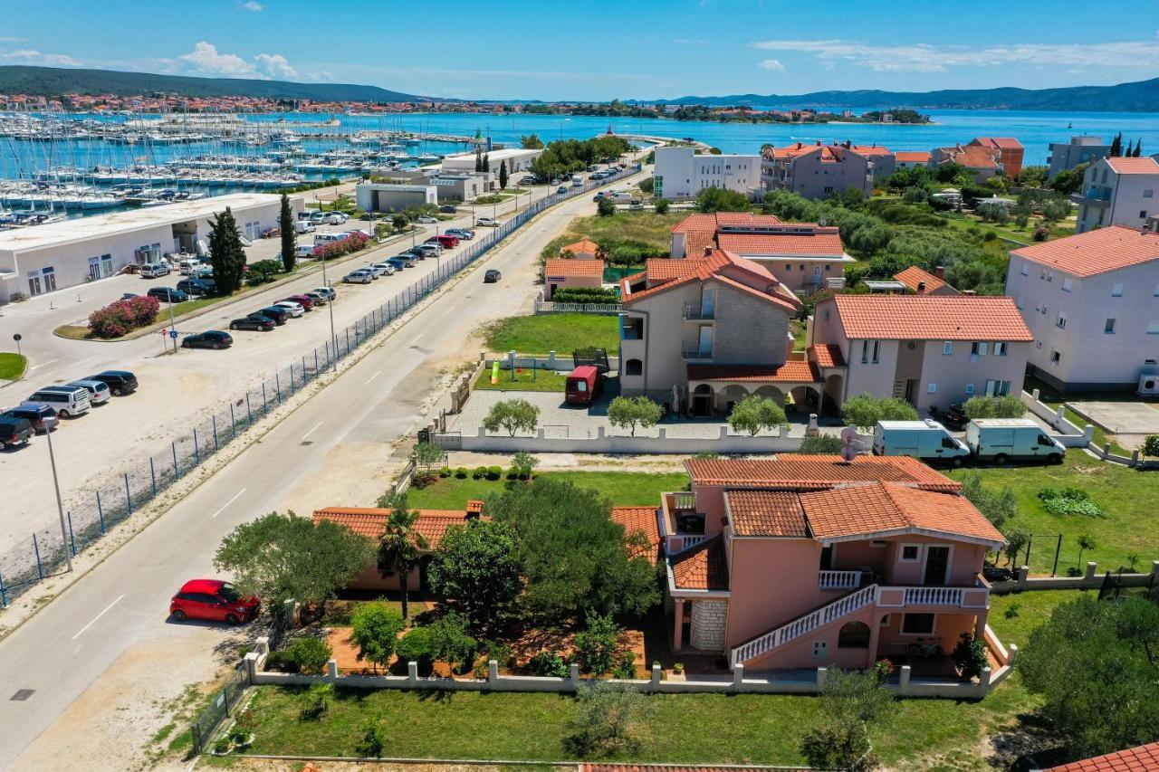 Apartmani Vesna Бибине Екстериор снимка